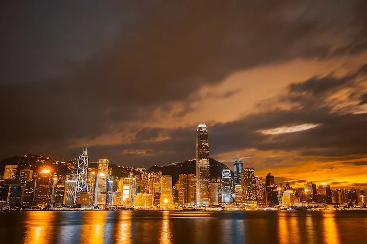 受养人转永居的条件与主申请人有区别吗？