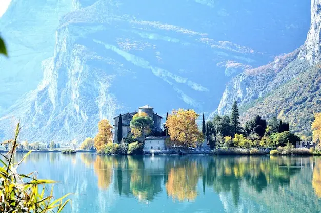 主申请人必须亲自登陆土耳其录指纹吗？