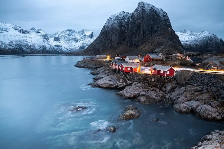 如何识别希腊移民中的“黑中介”？